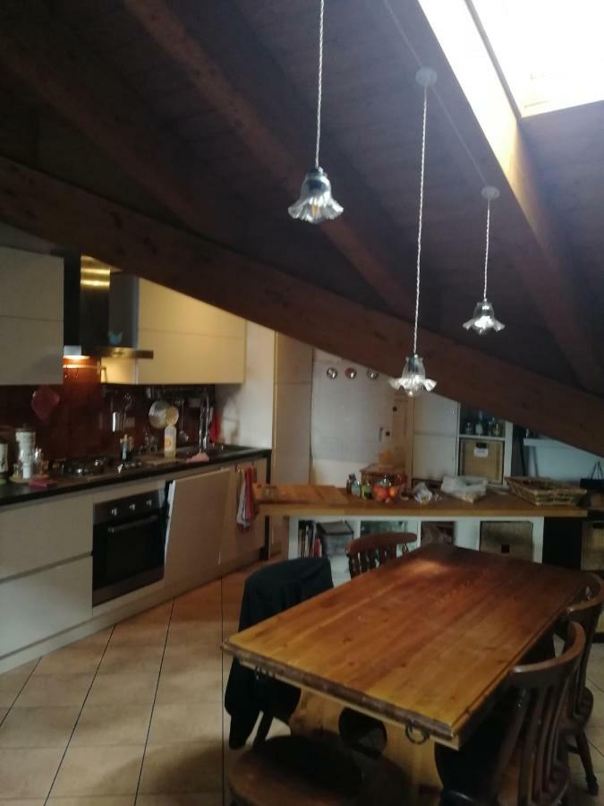 Appartamento Nel Centro Storico Di Aosta Con Vista Sui Ghiacciai Bagian luar foto